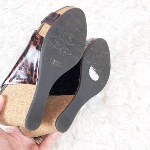 UGG Shoes - Ugg Tortoise Shell Cork Wedge Sandal UGG Shoes - Ugg Tortoise Shell Cork Wedge Sandal